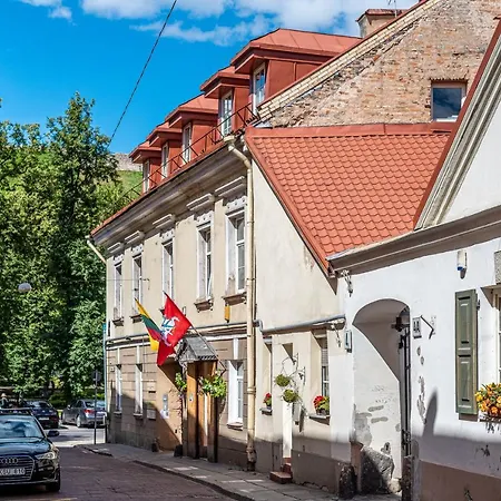 Sun Lighted Cathedral Square Studio Вильнюс