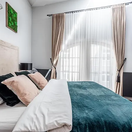 Sun Lighted Cathedral Square Studio Apartment Vilnius