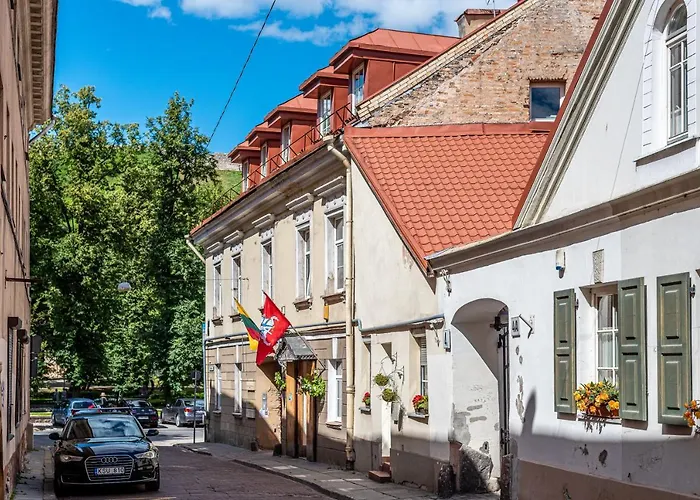 Sun Lighted Cathedral Square Studio Вильнюс